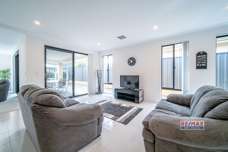 Photo - 20 Augustus Drive, Jane Brook WA 6056 - Image 12