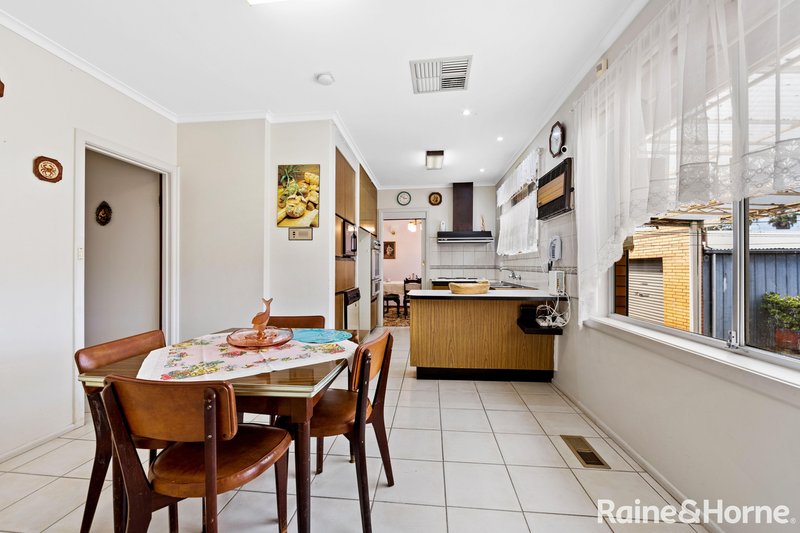 Photo - 20 Austin Street, St Albans VIC 3021 - Image 7