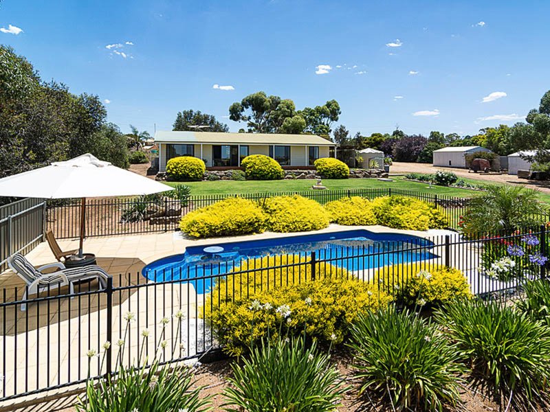 20 Avenue Road, Strathalbyn SA 5255