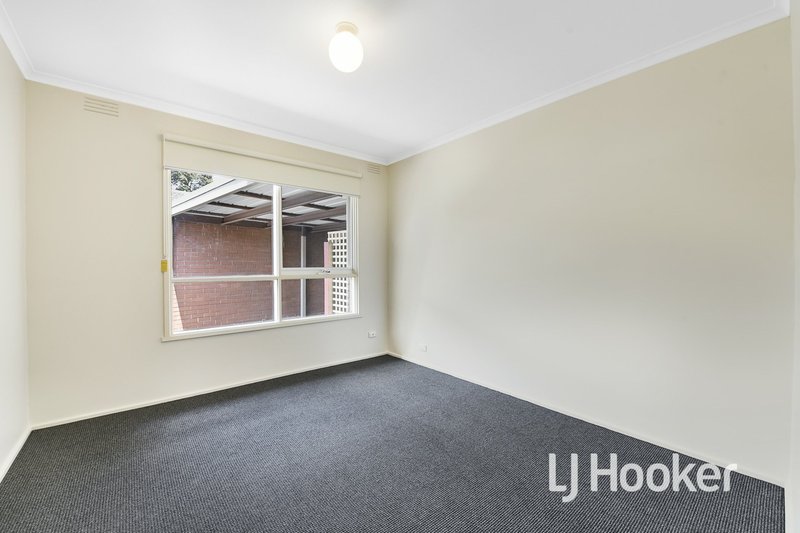 Photo - 20 Averne Street, Cranbourne VIC 3977 - Image 11