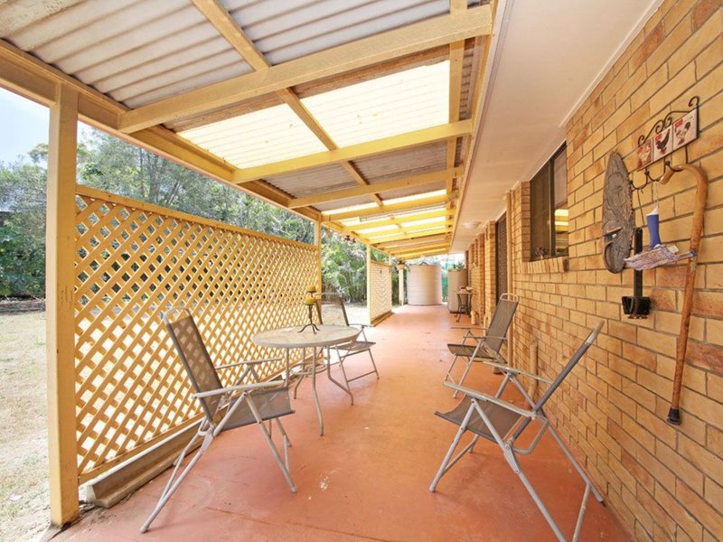 Photo - 20 Azalea Court, Kallangur QLD 4503 - Image 11