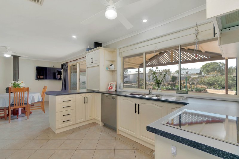 Photo - 20 Bagot Street, Kapunda SA 5373 - Image 6