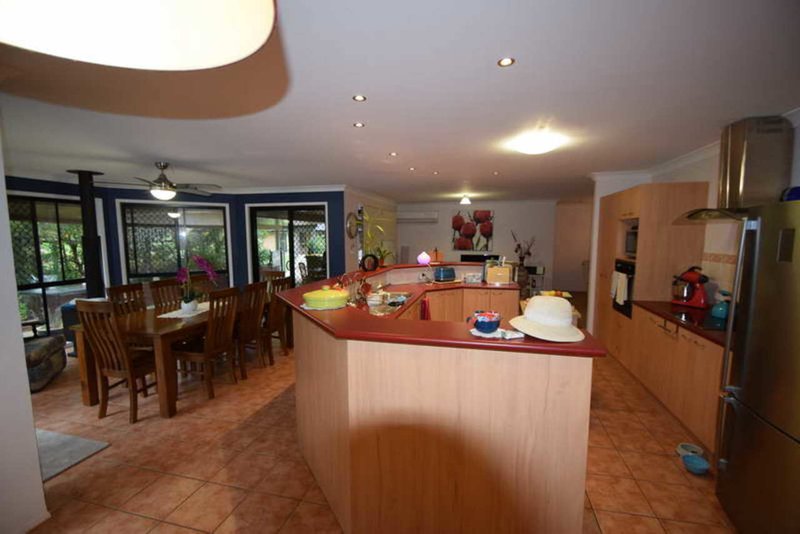 Photo - 20 Balmoral Court, Mount Hallen QLD 4312 - Image 3