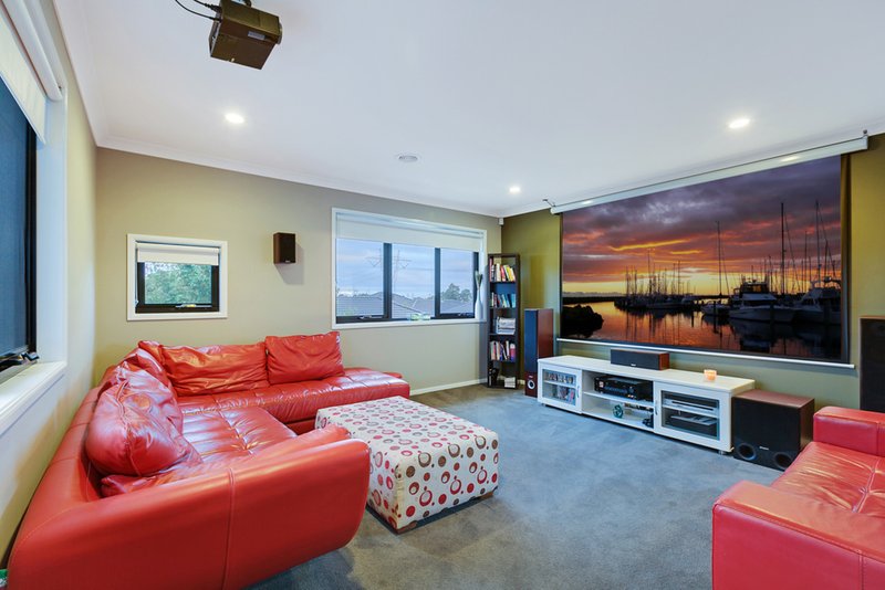 Photo - 20 Baltic Grove, Epping VIC 3076 - Image 7