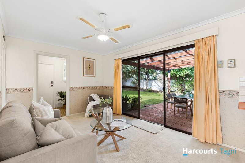 Photo - 20 Banket Street, Huntfield Heights SA 5163 - Image 7
