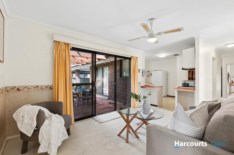 Photo - 20 Banket Street, Huntfield Heights SA 5163 - Image 8