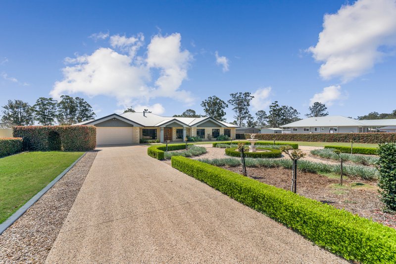 Photo - 20 Bass Street, Cabarlah QLD 4352 - Image 4