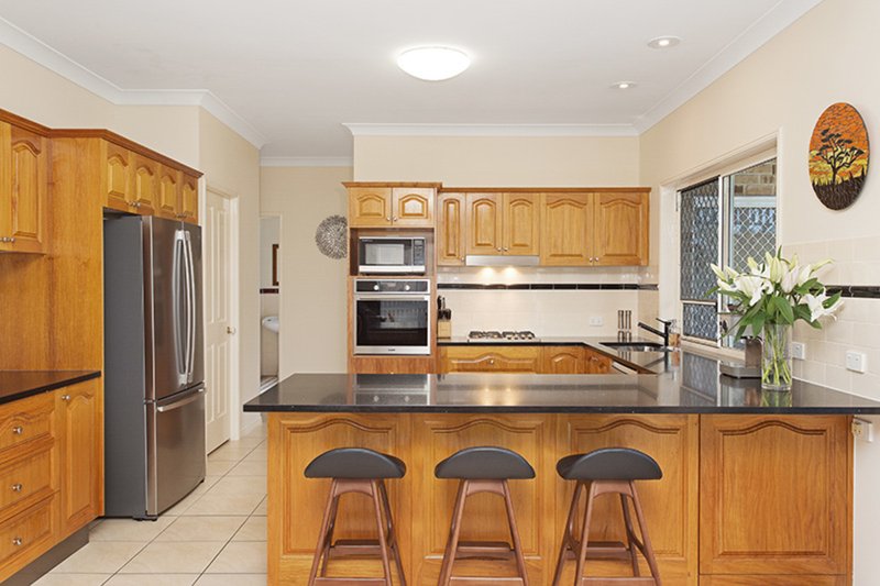 Photo - 20 Bauple Street, Albany Creek QLD 4035 - Image 3