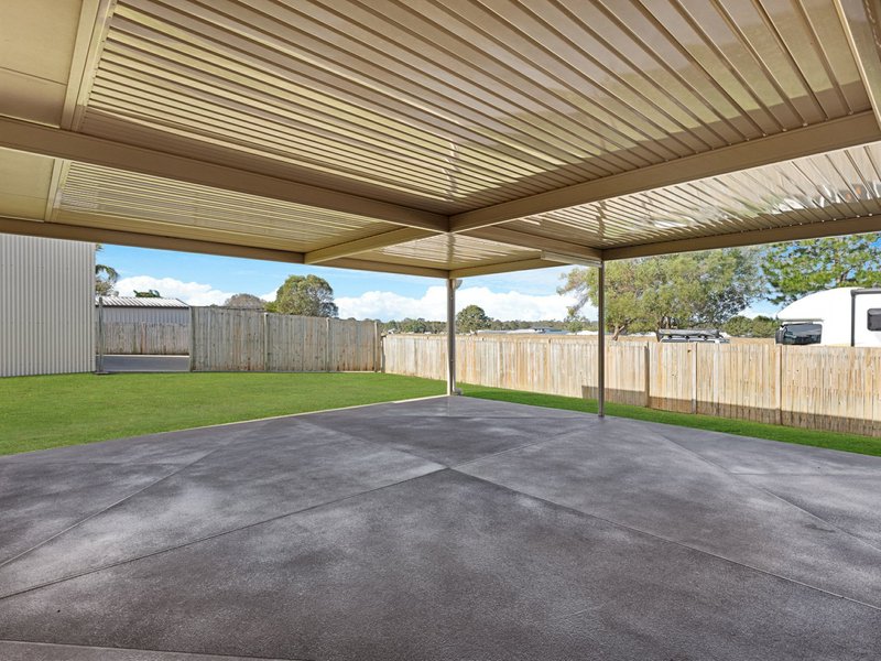 Photo - 20 Bayridge Heights Drive, Nikenbah QLD 4655 - Image 8