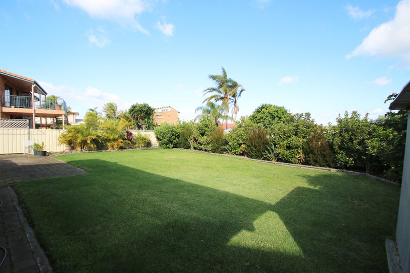Photo - 20 Beach Street, Wallabi Point NSW 2430 - Image 13