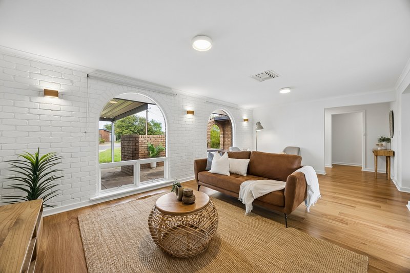 Photo - 20 Beacon Crescent, Seaford SA 5169 - Image 3