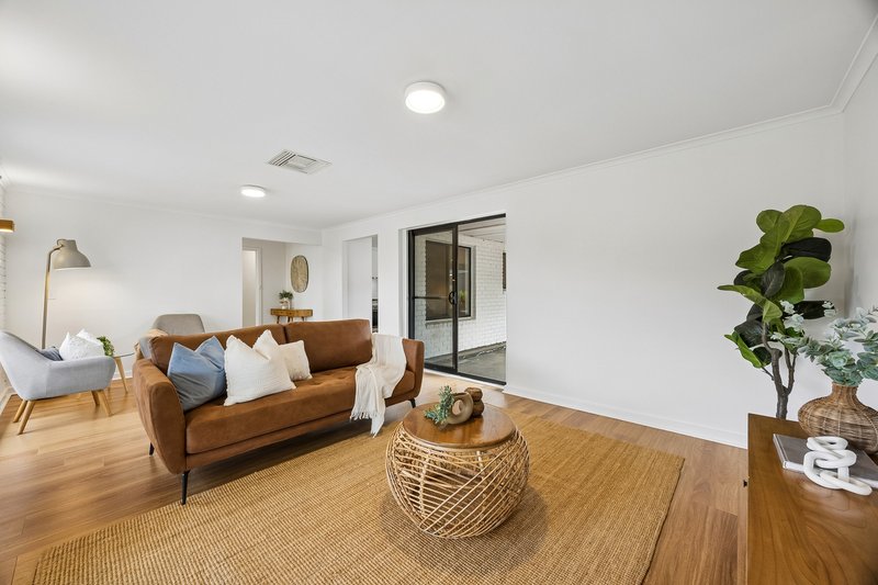 Photo - 20 Beacon Crescent, Seaford SA 5169 - Image 6