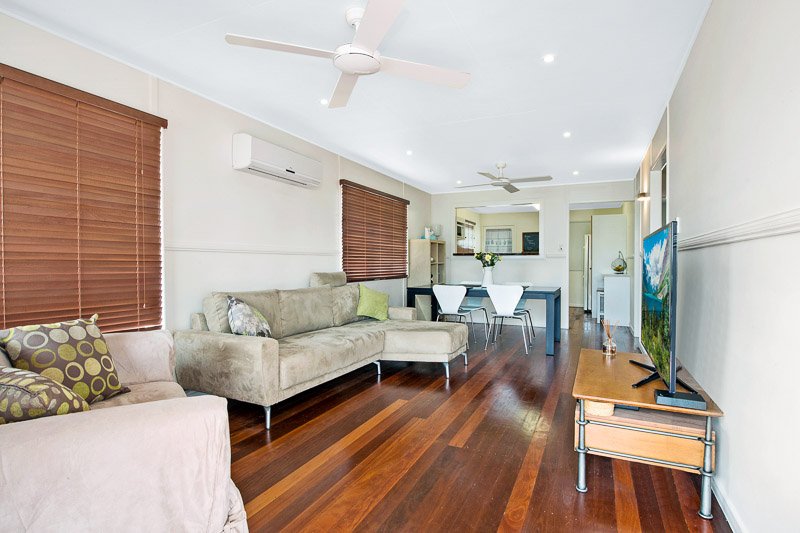 Photo - 20 Beaufort Place, Deception Bay QLD 4508 - Image 4