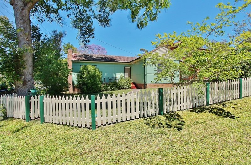 Photo - 20 Bellevue Road, Faulconbridge NSW 2776 - Image 1