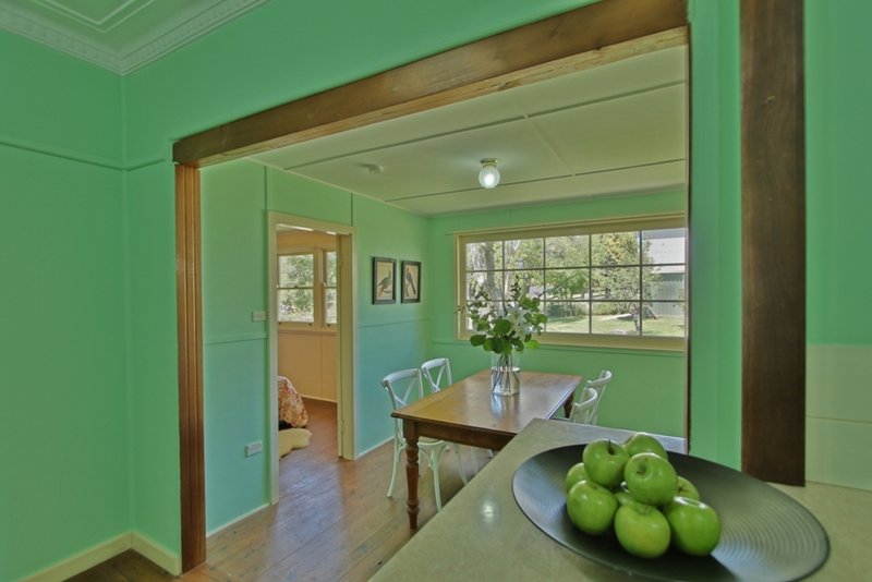 Photo - 20 Bellevue Road, Faulconbridge NSW 2776 - Image 7