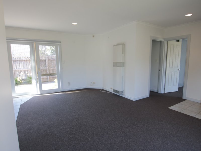Photo - 20 Belmont Street, Preston VIC 3072 - Image 3