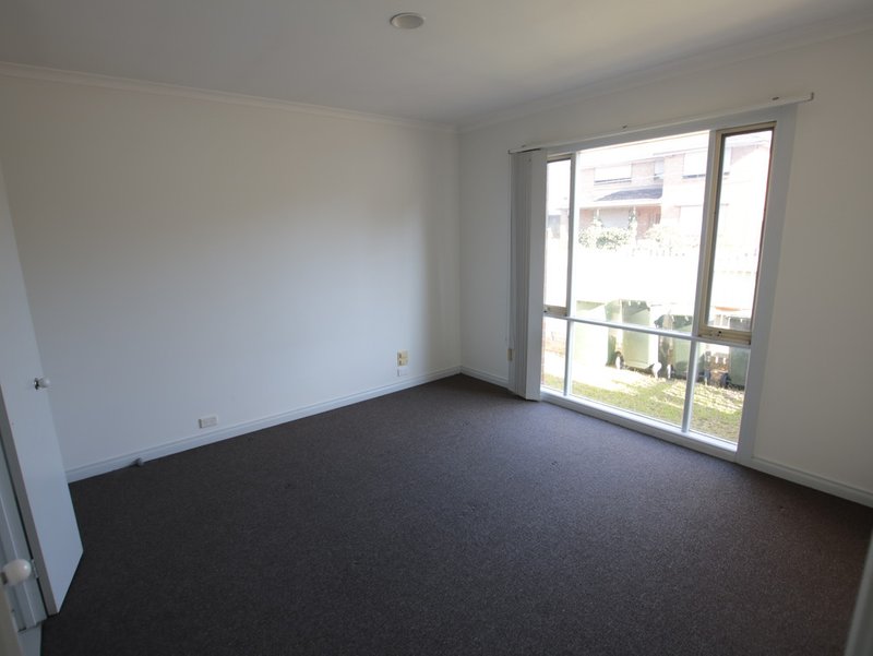Photo - 20 Belmont Street, Preston VIC 3072 - Image 8