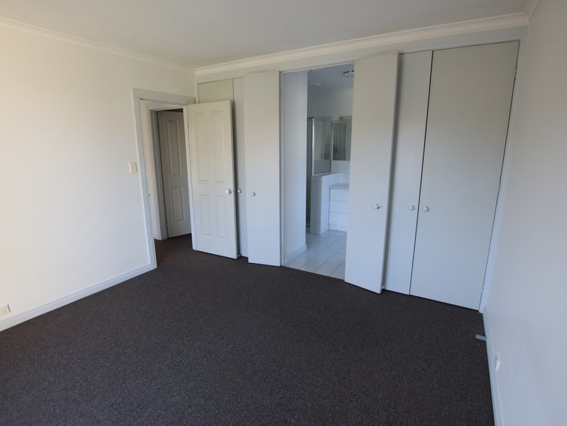 Photo - 20 Belmont Street, Preston VIC 3072 - Image 9