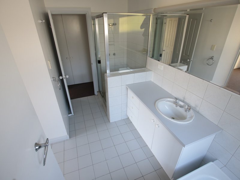 Photo - 20 Belmont Street, Preston VIC 3072 - Image 10