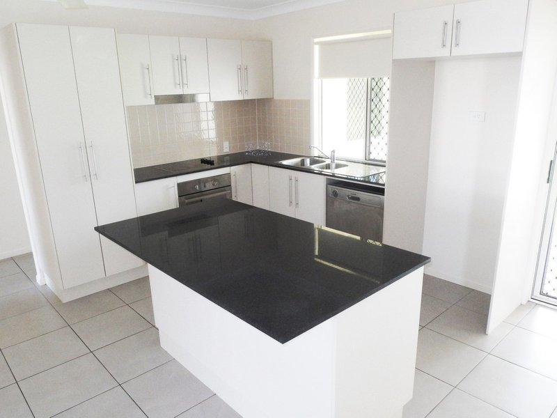 Photo - 20 Belyando Bend, Douglas QLD 4814 - Image 2