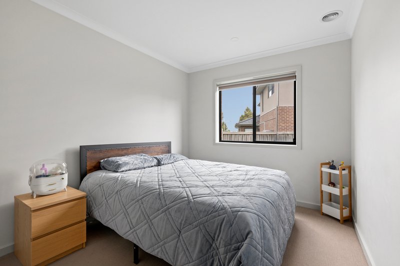 Photo - 20 Bendoc Street, Wollert VIC 3750 - Image 9