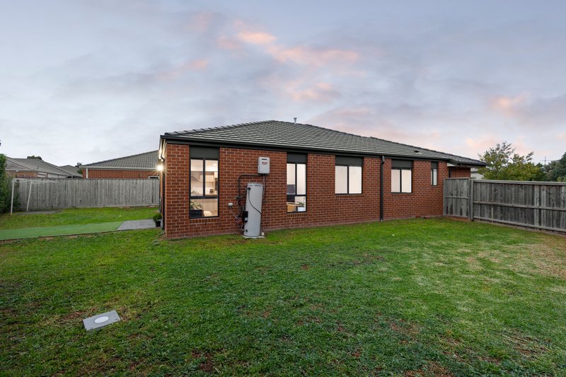 Photo - 20 Bendoc Street, Wollert VIC 3750 - Image 12