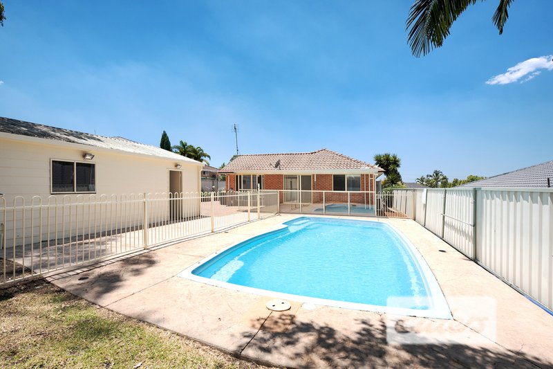 Photo - 20 Benjamin Drive, Wallsend NSW 2287 - Image 4