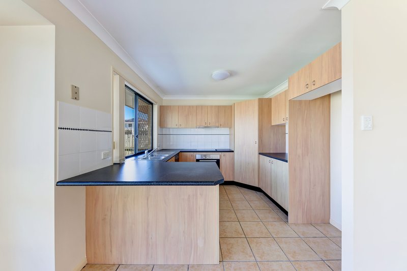 Photo - 20 Bernheid Crescent, Sippy Downs QLD 4556 - Image 4