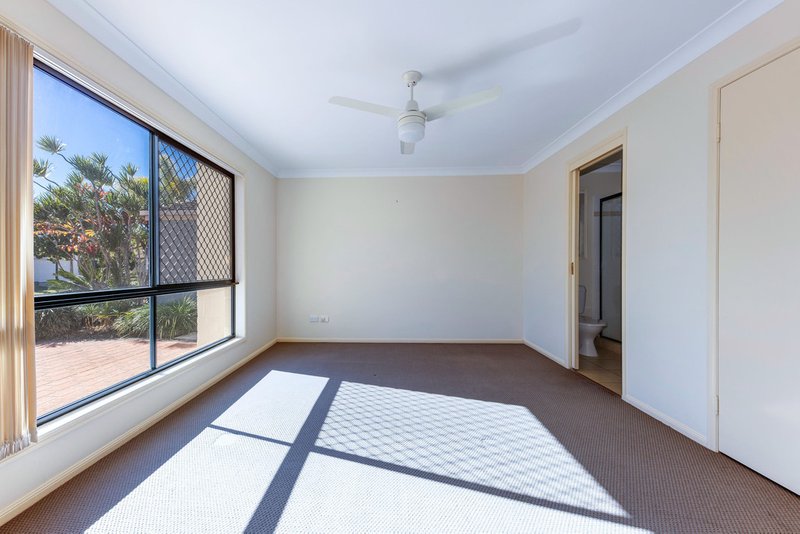 Photo - 20 Bernheid Crescent, Sippy Downs QLD 4556 - Image 8