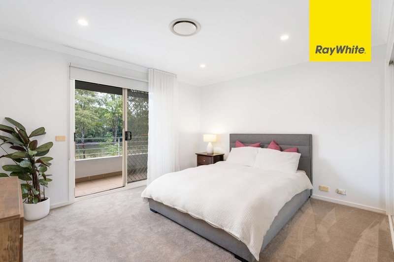 Photo - 20 Betty Cuthbert Drive, Lidcombe NSW 2141 - Image 9