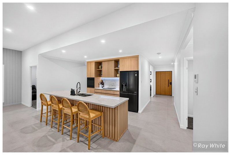 Photo - 20 Beverley Boulevard, Parkhurst QLD 4702 - Image 3