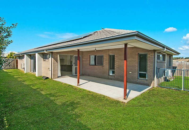 Photo - 20 Bindra Street, Holmview QLD 4207 - Image 18