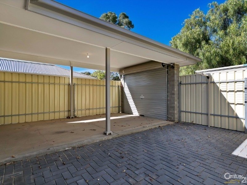 Photo - 20 Blaise Street, Christie Downs SA 5164 - Image 9