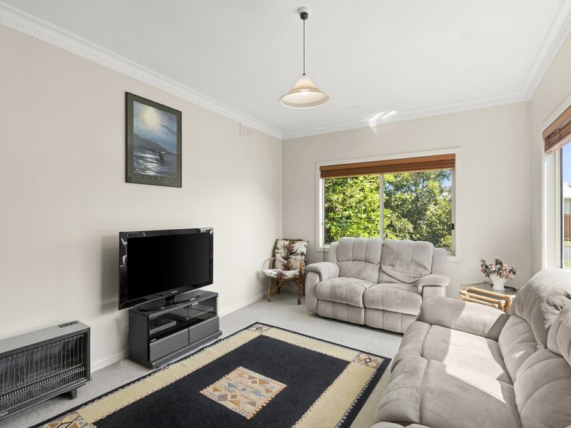 Photo - 20 Blanche Street, St Leonards VIC 3223 - Image 2