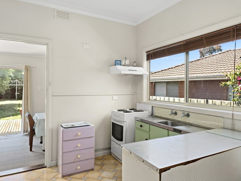 Photo - 20 Blanche Street, St Leonards VIC 3223 - Image 4