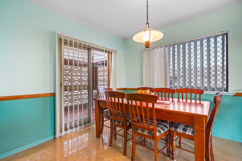 Photo - 20 Blaxland Street, Eastern Heights QLD 4305 - Image 6