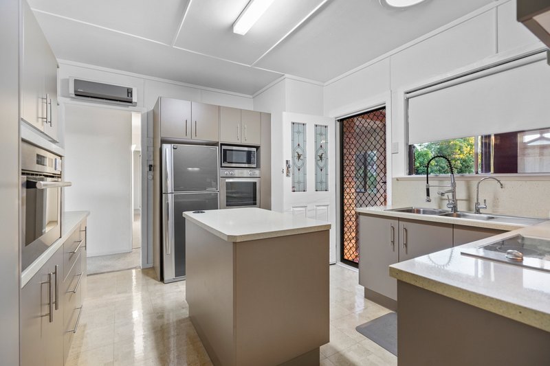 Photo - 20 Blaxland Street, Eastern Heights QLD 4305 - Image 8