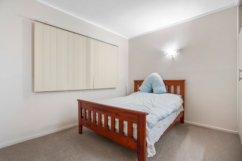 Photo - 20 Blaxland Street, Eastern Heights QLD 4305 - Image 10