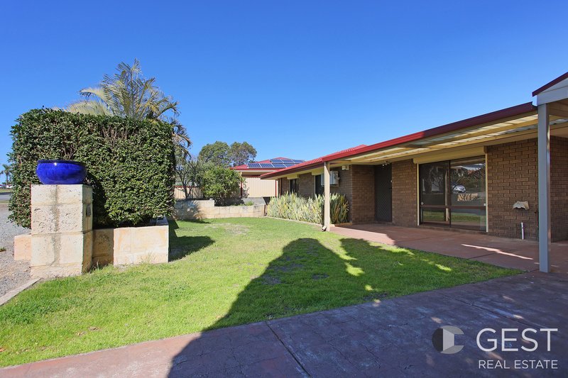 Photo - 20 Blockley Way, Bassendean WA 6054 - Image 3