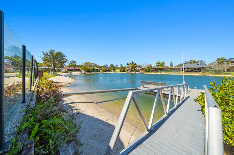 20 Blue Waters Crescent, Tweed Heads West NSW 2485