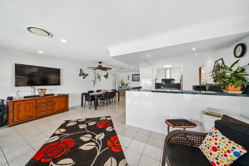 Photo - 20 Blue Waters Crescent, Tweed Heads West NSW 2485 - Image 14