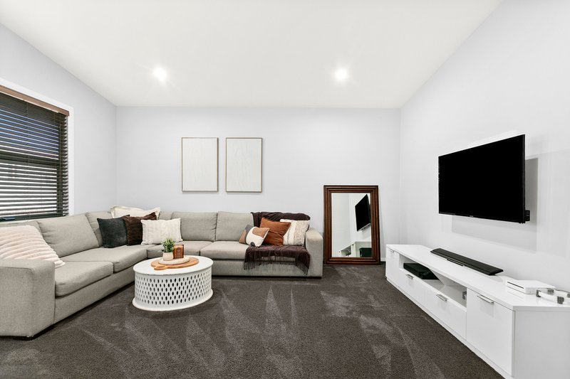 Photo - 20 Bonville Parkway, Shell Cove NSW 2529 - Image 9