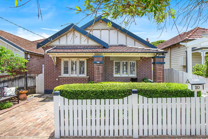 20 Bouvardia Street, Russell Lea NSW 2046