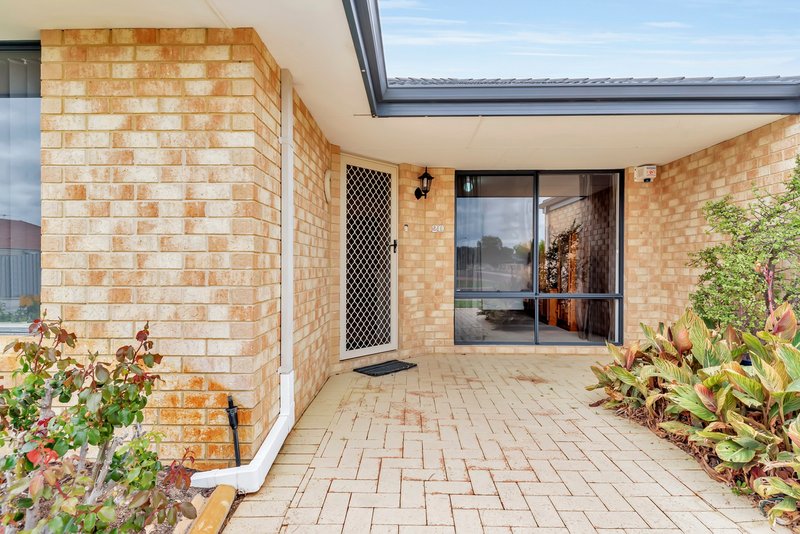 Photo - 20 Boyle Avenue, Rockingham WA 6168 - Image 15