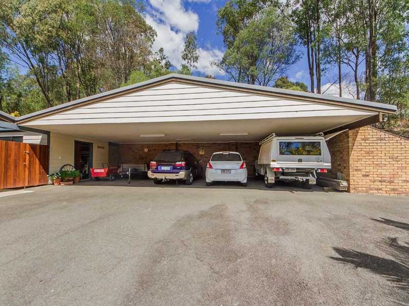 Photo - 20 Branch Crescent, Reedy Creek QLD 4227 - Image 2