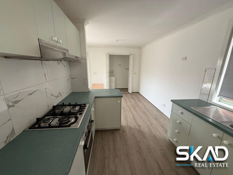 Photo - 20 Brecon Nook, Craigieburn VIC 3064 - Image 6