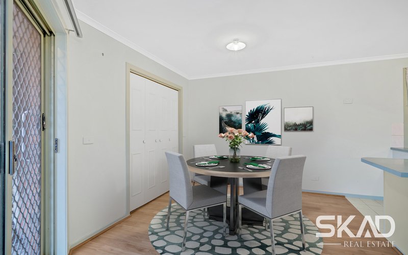 Photo - 20 Brecon Nook, Craigieburn VIC 3064 - Image 3