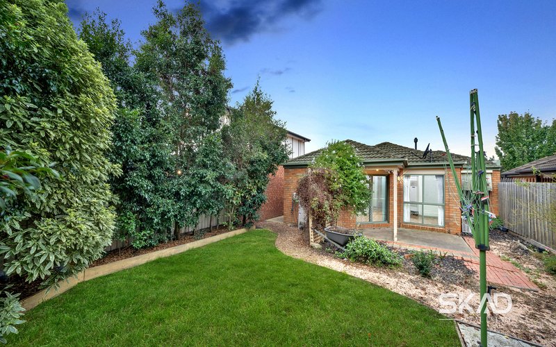 Photo - 20 Brecon Nook, Craigieburn VIC 3064 - Image 12