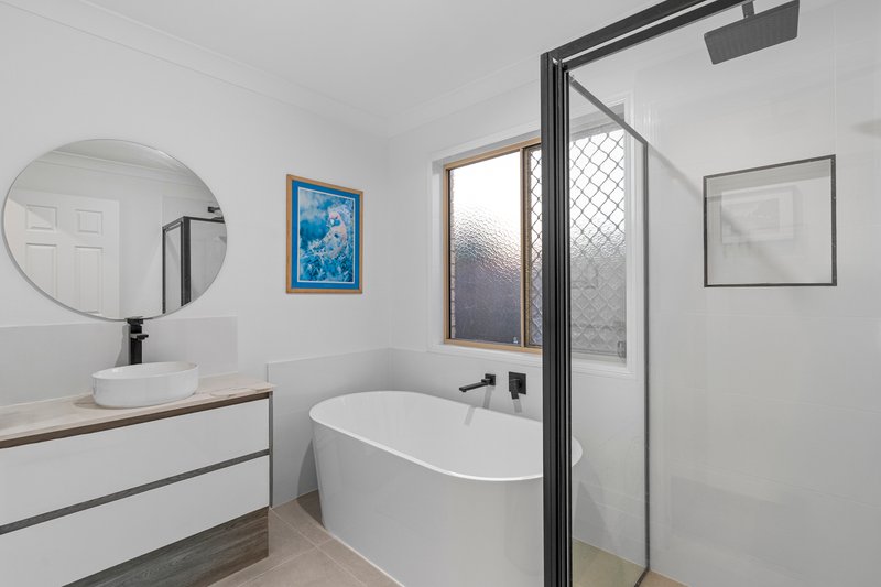 Photo - 20 Bridgewater Road, Springfield QLD 4300 - Image 10