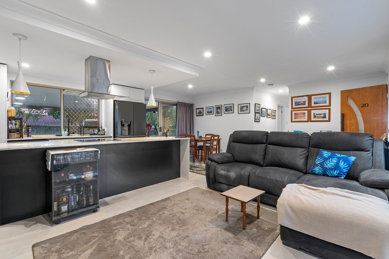 Photo - 20 Bridgewater Road, Springfield QLD 4300 - Image 16